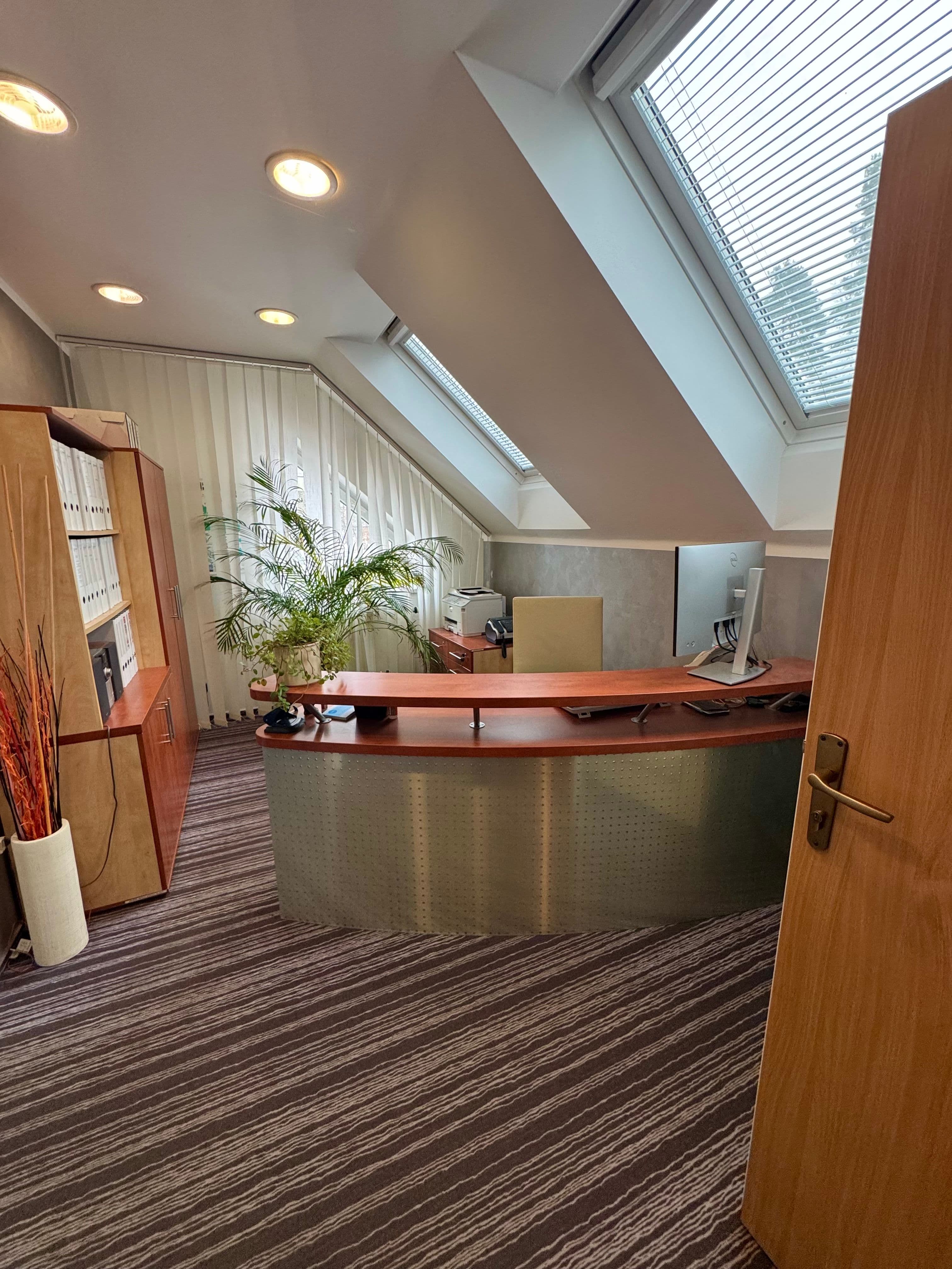 Kancelář Izolting 22,23.jpeg